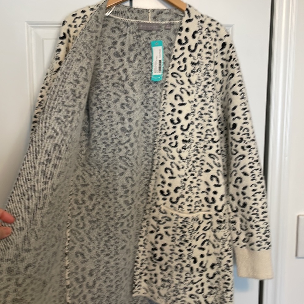 White Leopard Print Cardigan - Picture 5 of 7